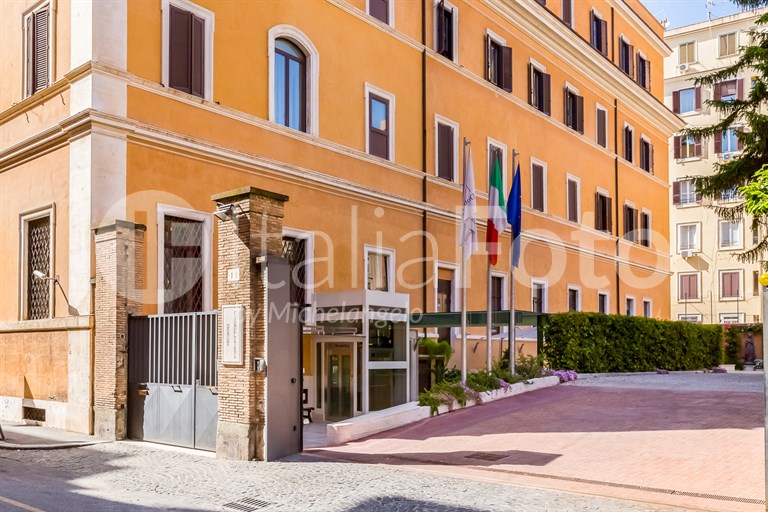 Domus Carmelitana - Rom